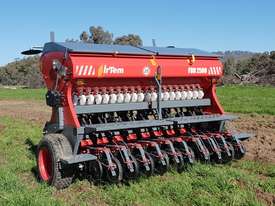 FARMTECH FDD 2500 DOUBLE DISC SEED DRILL (3.0M) - picture0' - Click to enlarge