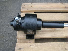 Pneumatic Air Driven Mixer Agitator - Gast - picture1' - Click to enlarge