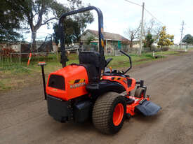 Kubota ZD326 Zero Turn Lawn Equipment - picture2' - Click to enlarge