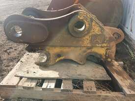 Caterpillar 336DL Quick Hitch - picture0' - Click to enlarge