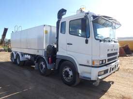Mitsubishi FS500 8x4 Water Truck - picture0' - Click to enlarge