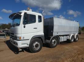 Mitsubishi FS500 8x4 Water Truck - picture0' - Click to enlarge