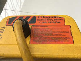 Lifeguard Single Phase Portable Socket Outlet Assembly 4 Socket, 15A LG 6.4P SOA - picture2' - Click to enlarge