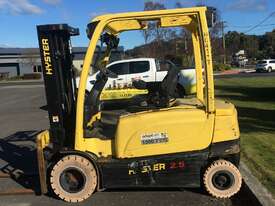 2.5T Battery Electric Counterbalance Forklift - picture0' - Click to enlarge