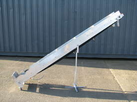 Incline Belt Conveyor - 2.2m long - picture0' - Click to enlarge