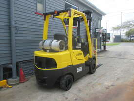 Hyster 2.5 ton LPG Used Forklift #1582 - picture2' - Click to enlarge