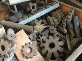 MILLING CUTTERS FOR BORING AND MILLING - picture0' - Click to enlarge