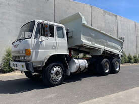 Hino GS 221/224 Tipper Truck - picture0' - Click to enlarge