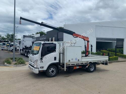 2013 ISUZU NPR 400 - Tray Truck - Truck Mounted Crane - Tray Top Drop Sides