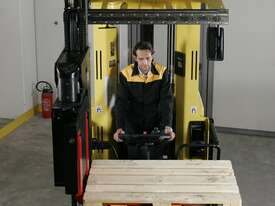 Turret Truck - Very Narrow Aisle Forklift - picture2' - Click to enlarge
