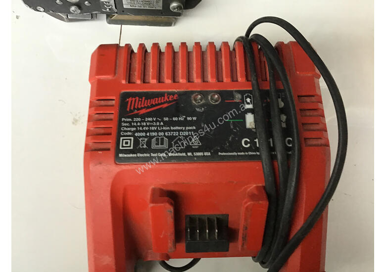 New fromm Fromm Battery Powered Plastic Strapping Tool including Milwaukee Charger with cord