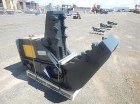 Mustang FH16 Hydraulic Fixed Head Crusher - picture2' - Click to enlarge