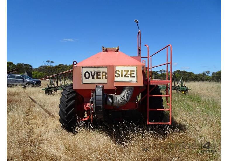 caption 2010 Horwood Bagshaw Streamline 6000