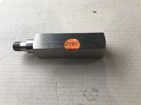 Enerpac Gauge Adaptor 1/2 inch NPTF Gauge Port 700 bar GA2 - picture0' - Click to enlarge