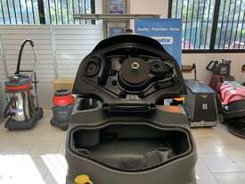 Karcher B150 R Scrubber - picture2' - Click to enlarge