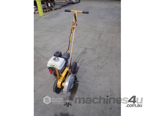 MEY EQUIPMENT BE12H PETROL LAWN EDGER