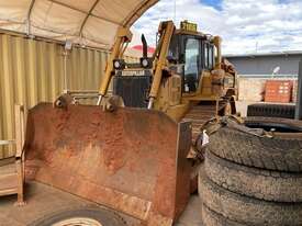 Caterpillar D6R XL - picture1' - Click to enlarge