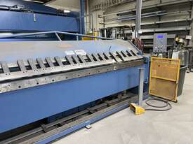 Late Model 3200mm x 4mm Full Hydraulic NC Programmable Panbrake Folder - Steelmaster Australia - picture1' - Click to enlarge