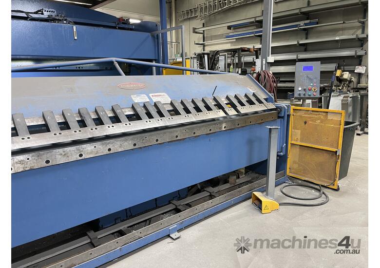 Used 2014 steelmaster Late Model 3200mm x 4mm Full Hydraulic NC