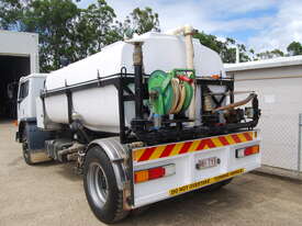  Year 2000: Water Tanker Truck  - picture1' - Click to enlarge