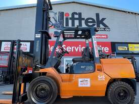 Used Toyota 5.0TON Forklift  - picture0' - Click to enlarge