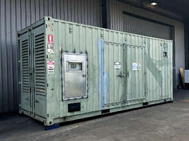 880kVA Used Caterpillar Enclosed Generator Set - picture0' - Click to enlarge