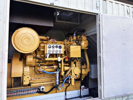 880kVA Used Caterpillar Enclosed Generator Set - picture1' - Click to enlarge