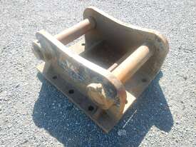 Mounting Bracket to suit 45T Excavator - picture0' - Click to enlarge