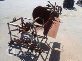 3 POINT LINKAGE CIRCULAR SAW - picture0' - Click to enlarge