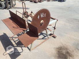 3 POINT LINKAGE CIRCULAR SAW - picture1' - Click to enlarge