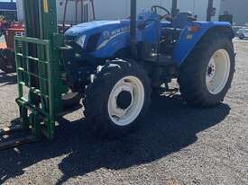 New Holland TT4.75 4WD Tractor with 3M 1.2 Ton side Fork - picture1' - Click to enlarge