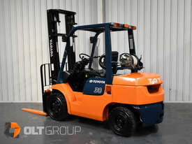 Toyota 3 Tonne Forklift For Sale LPG/Petrol 4000mm Lift Height Low Hours Sydney Melbourne Orange - picture0' - Click to enlarge