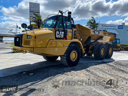 Caterpillar 725C2 Dump Truck 