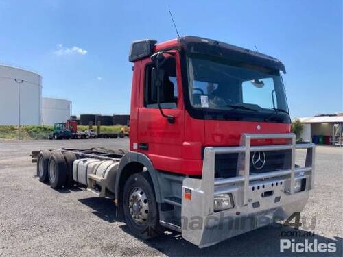 2006 MERCEDES Actros 2644