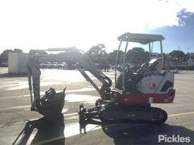 Takeuchi TB225 - picture1' - Click to enlarge