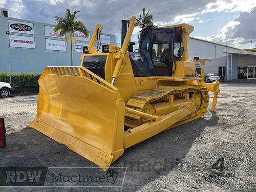 Komatsu D85EX-15E0 Dozer