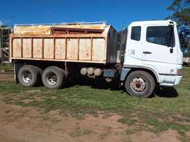 Tipper with Water tank - picture0' - Click to enlarge