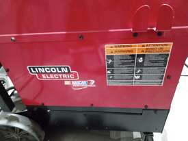 lincoln electric Precision Tig 225 - picture2' - Click to enlarge