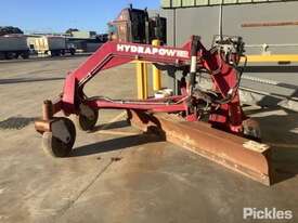 Hydrapower Grader Blade Attachment - picture1' - Click to enlarge