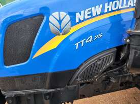 2022 New Holland TT4.75 FEL - picture0' - Click to enlarge