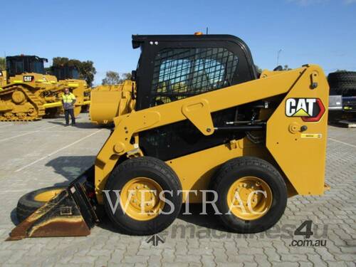 CATERPILLAR 226D3 Skid Steer Loaders