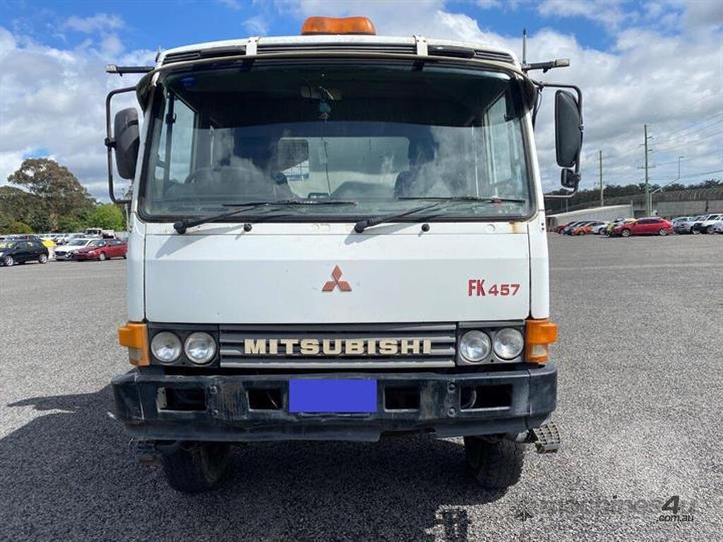 Buy Used Mitsubishi Mitsubishi F-series FK457KS Road Maintenance Trucks ...