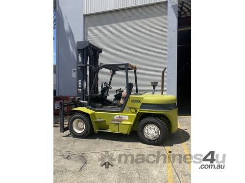 Hire ME 7T Clark Forklift