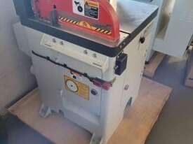  Metal cutting saw - picture0' - Click to enlarge