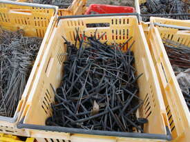 Netting/Turf Pegs - picture0' - Click to enlarge