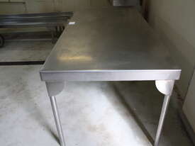 Stainless table - picture2' - Click to enlarge