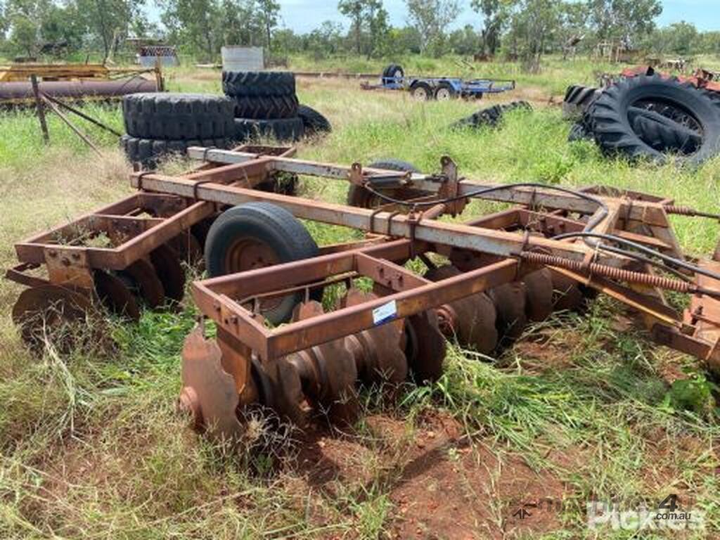 Used Gibbons Rawling 26 Plate Offset Disk Plow Attachments Implements
