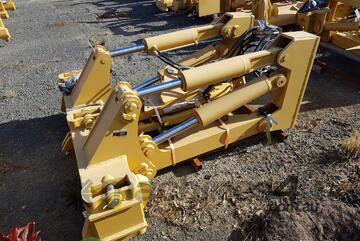   Caterpillar D6H D6R D6T Quad Barrel Drawbar Multi Shank Ripper