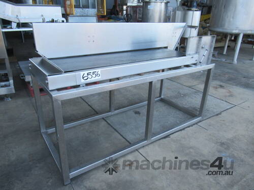 Flat Belt Conveyor, 1500mm L x 450mm W x 900mm H