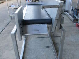 Flat Belt Conveyor, 1500mm L x 450mm W x 900mm H - picture0' - Click to enlarge